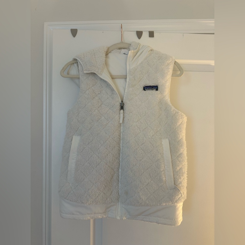 Patagonia women’s reversable hooded vest